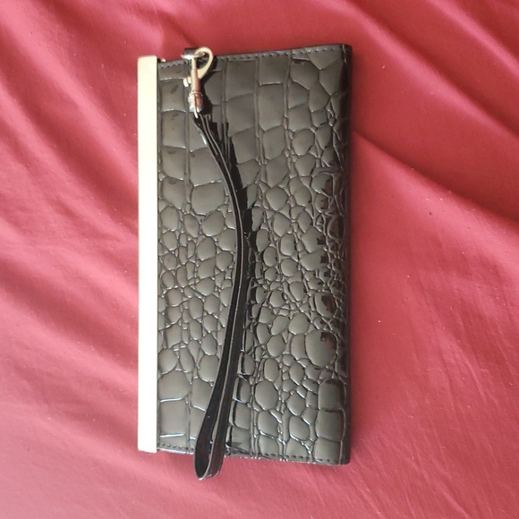 Wallet - Picture 2 of 3